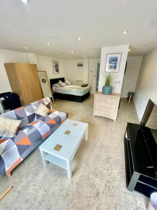 Cambridge City Centre Studio, Sleeps 3 Dış mekan fotoğraf